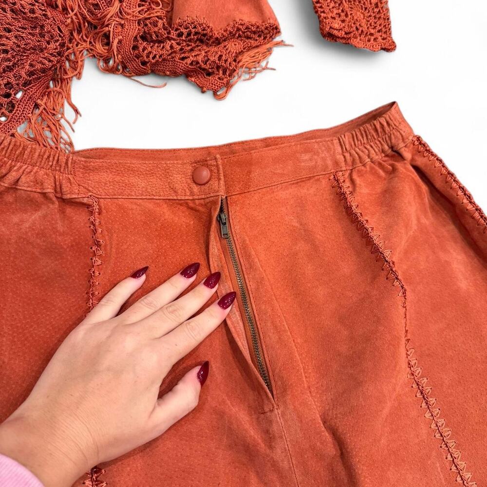 RARE 70s Italian Coral 100% Suede Fringe Two Piece Boho Western Set Size M - Picture 6 of 8